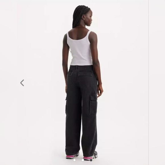 Levis 94 Baggy Black Cargo Pants New With Sticker Down Legwomen's Sz 25 X 32 - Picture 3 of 9